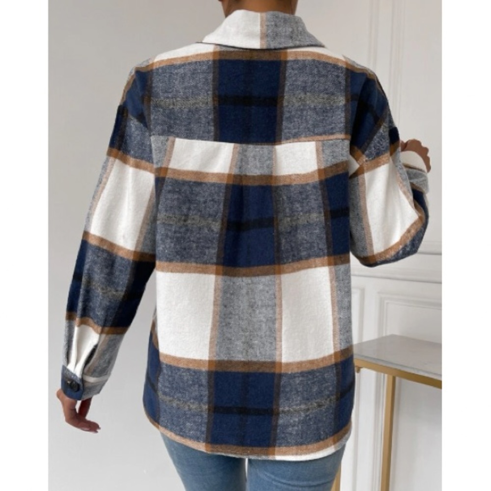 Plaid button down jacket - Picture 3 of 6